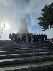 IMG-493ada3a1a28f99520fca3af27ec995d-V